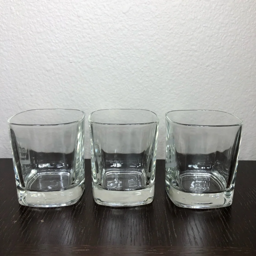 Johnnie Walker Red Label 3 ViTG. Lo-Ball Scotch Old Fashioned Whiskey Glasses